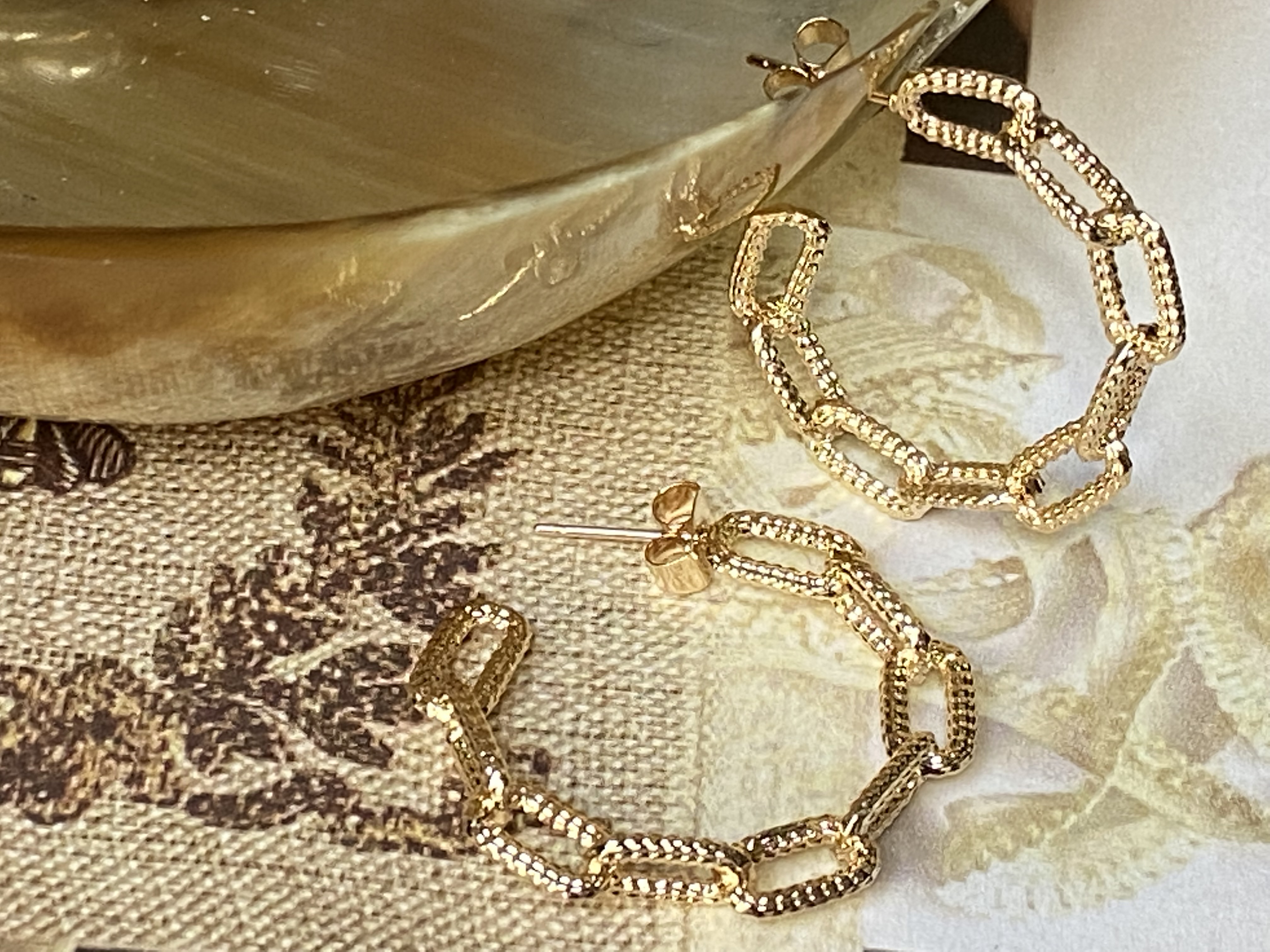 Boucles d'oreilles créoles dorées - Dolita select store de bijoux fantaisie